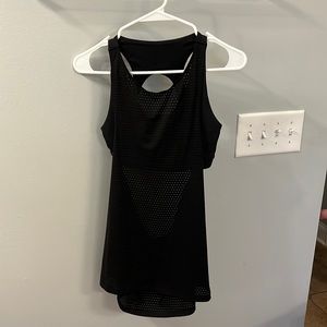 Athleta workout too with built in bra, black, size XS